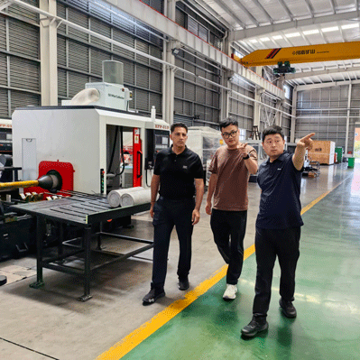 CNC thread screwed machine