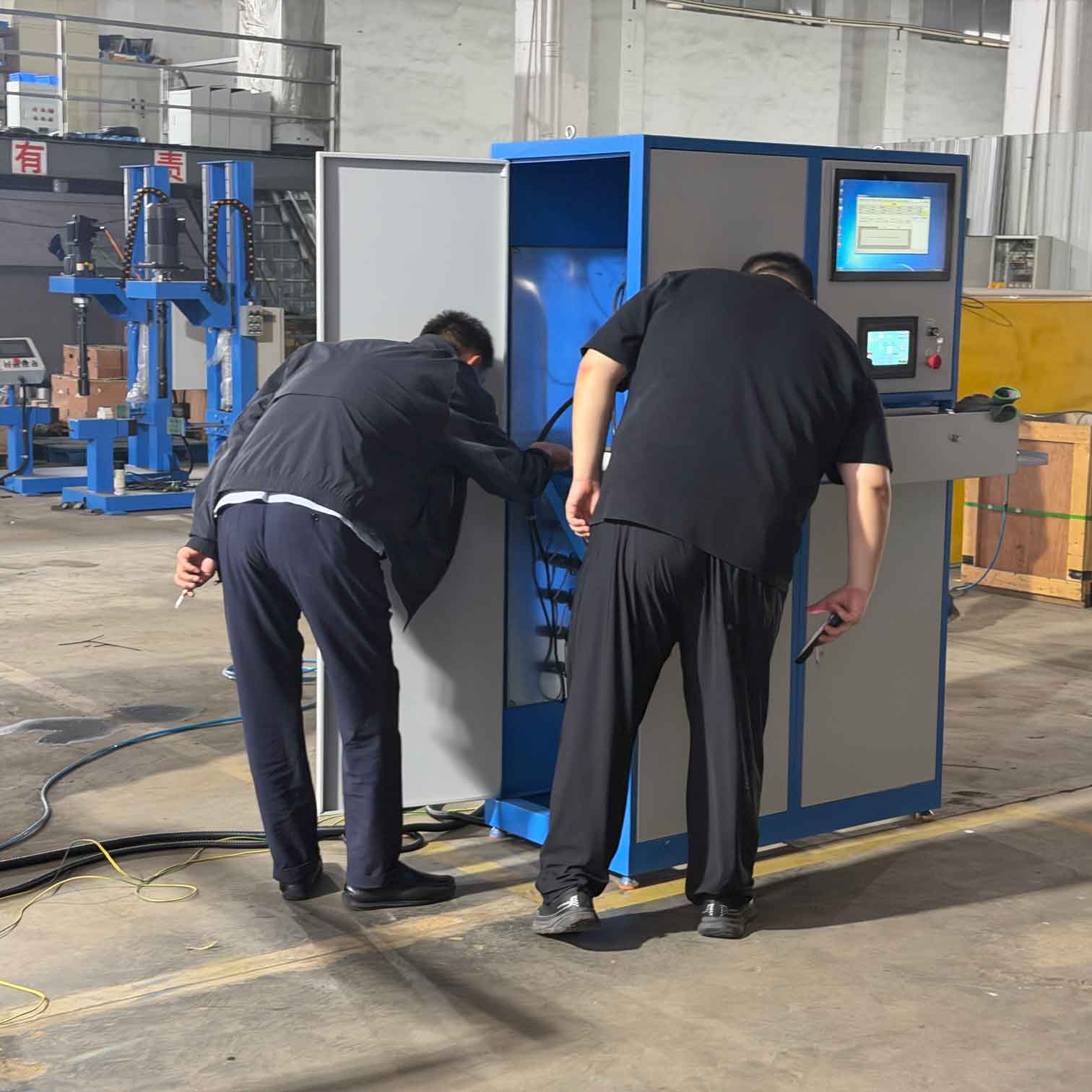 HS vessel hydro testing machine for CNG cylinder